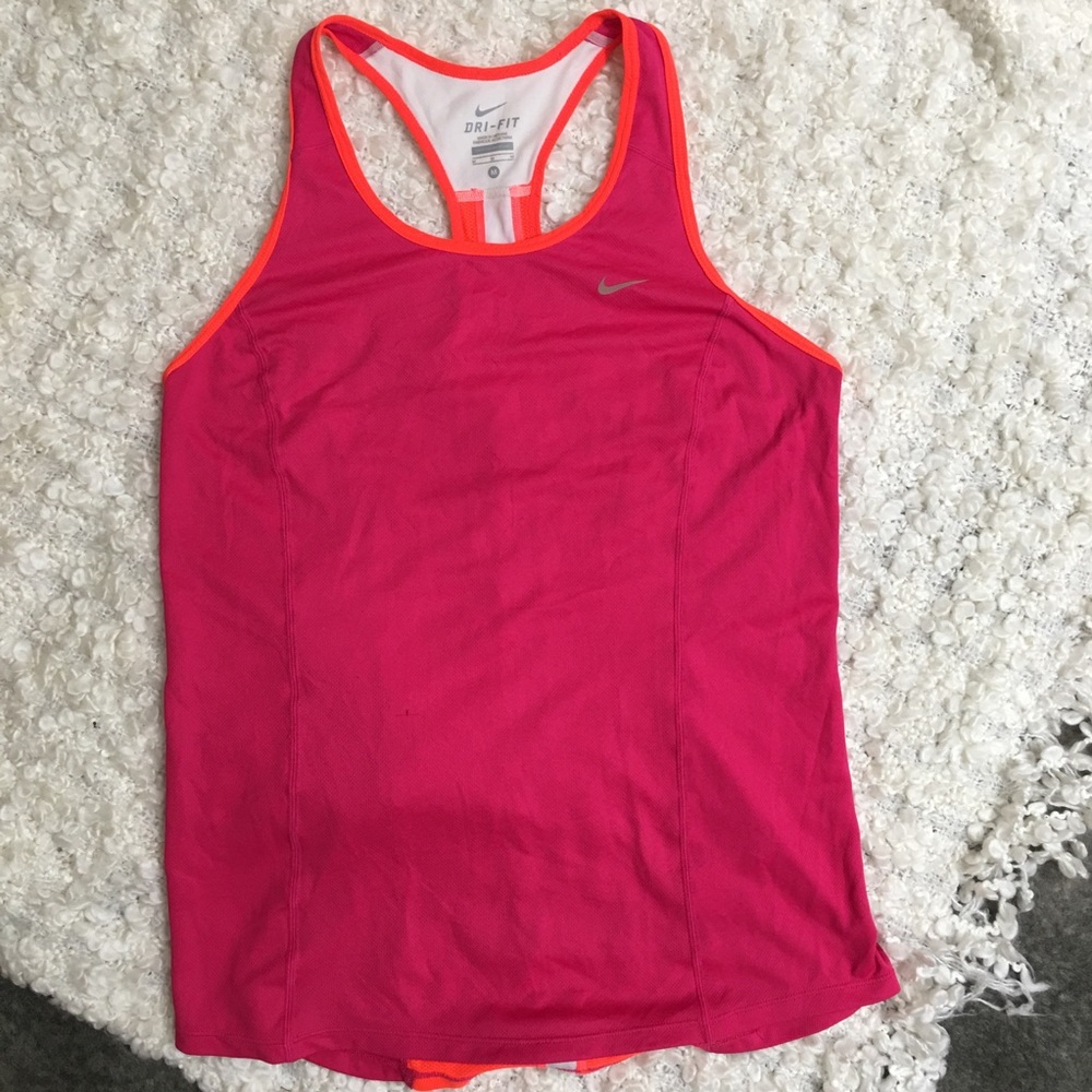 [Nike] Bright Pink Workout Tank